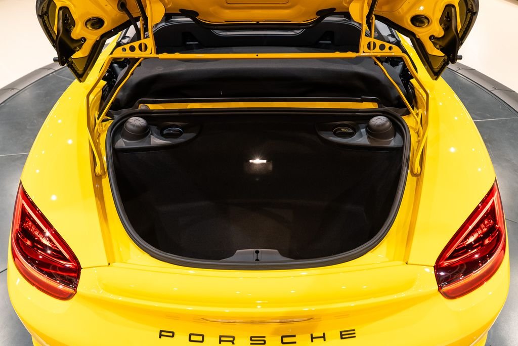 Used 2016 Racing Yellow Porsche Spyder image 17