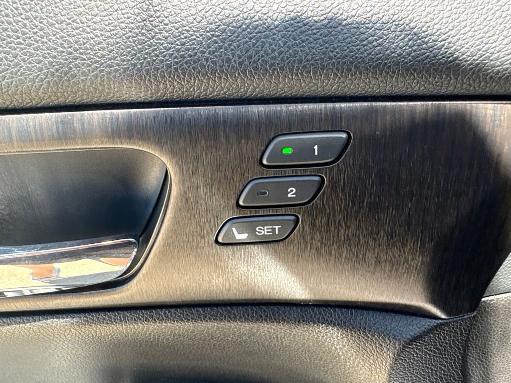 Used 2014 Gray Honda EX-L image 10