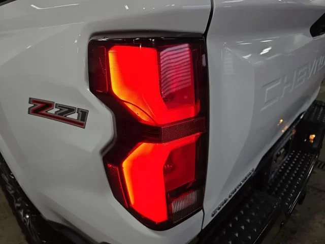 2026 Chevrolet Colorado Z71 - Photo 35