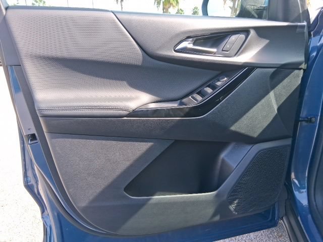 2027 Chevrolet Equinox LT - Photo 13
