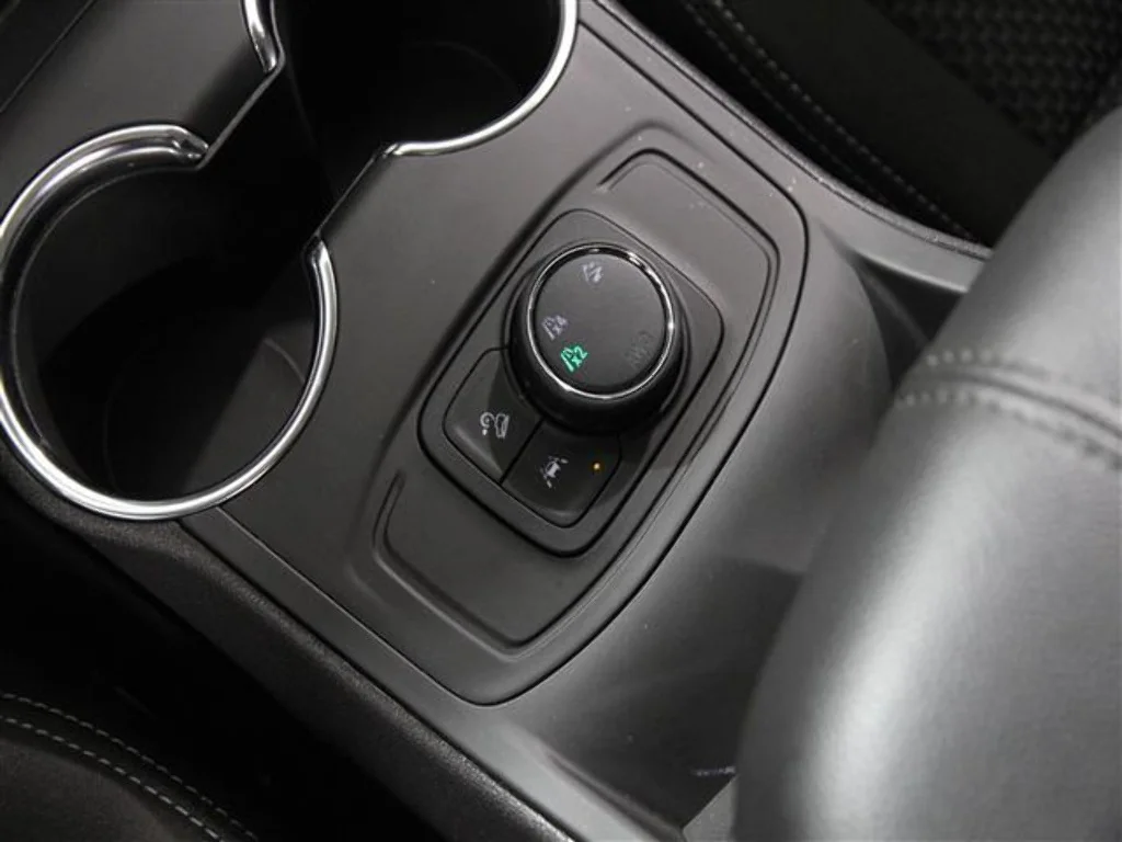 2024 GMC Terrain SLE - Photo 15