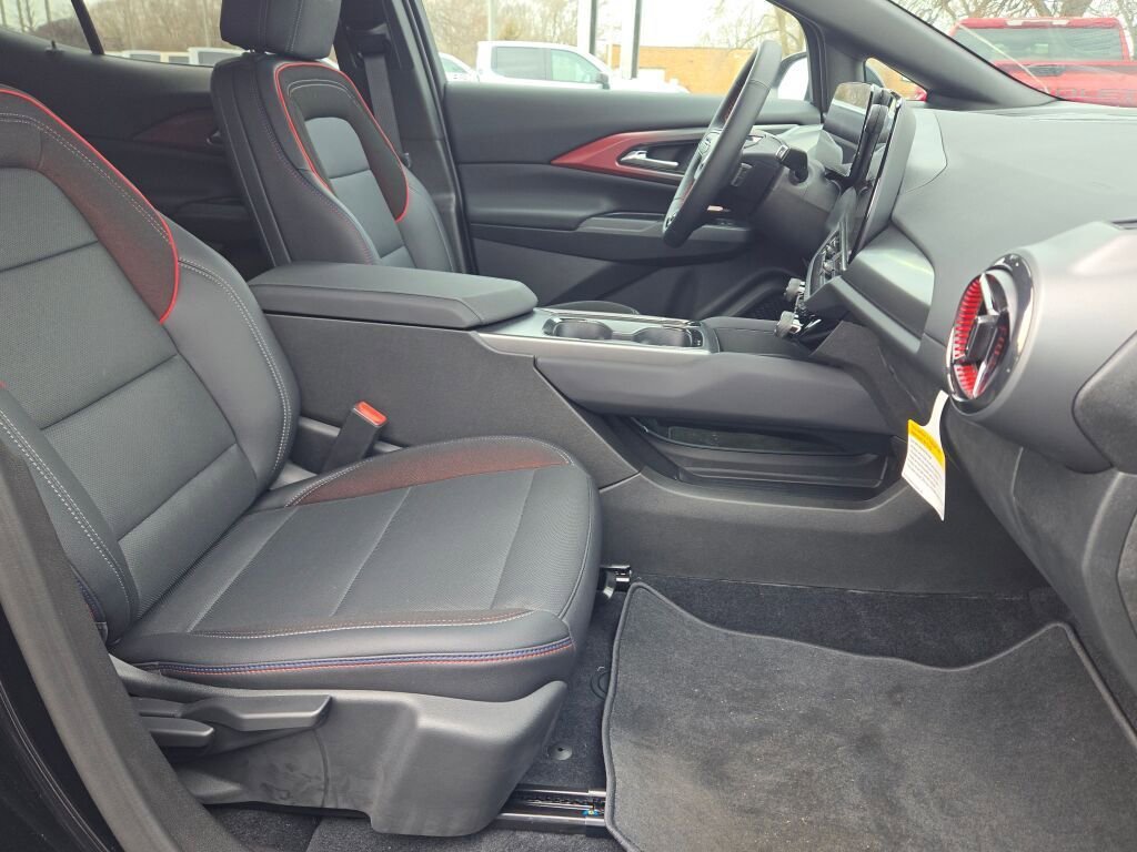 2025 Chevrolet Equinox EV RS - Photo 6