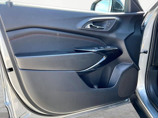 New 2026 Sterling Gray Metallic Chevrolet 2RS image 25