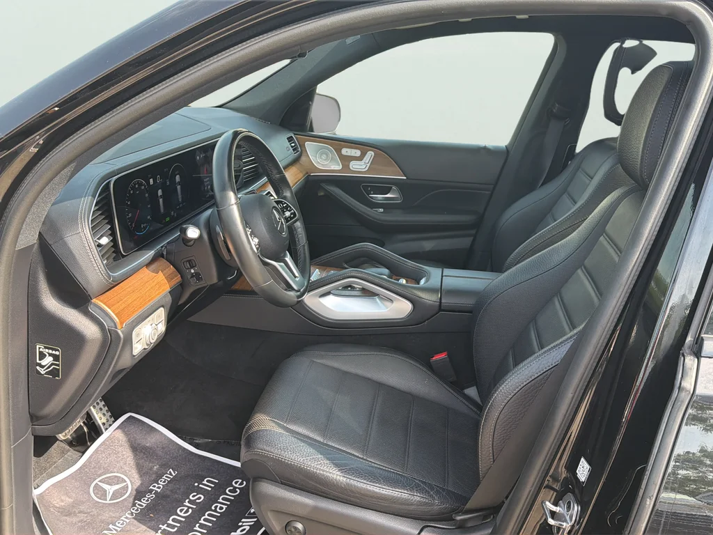 Used 2022 Black Mercedes-Benz GLS 450 image 19