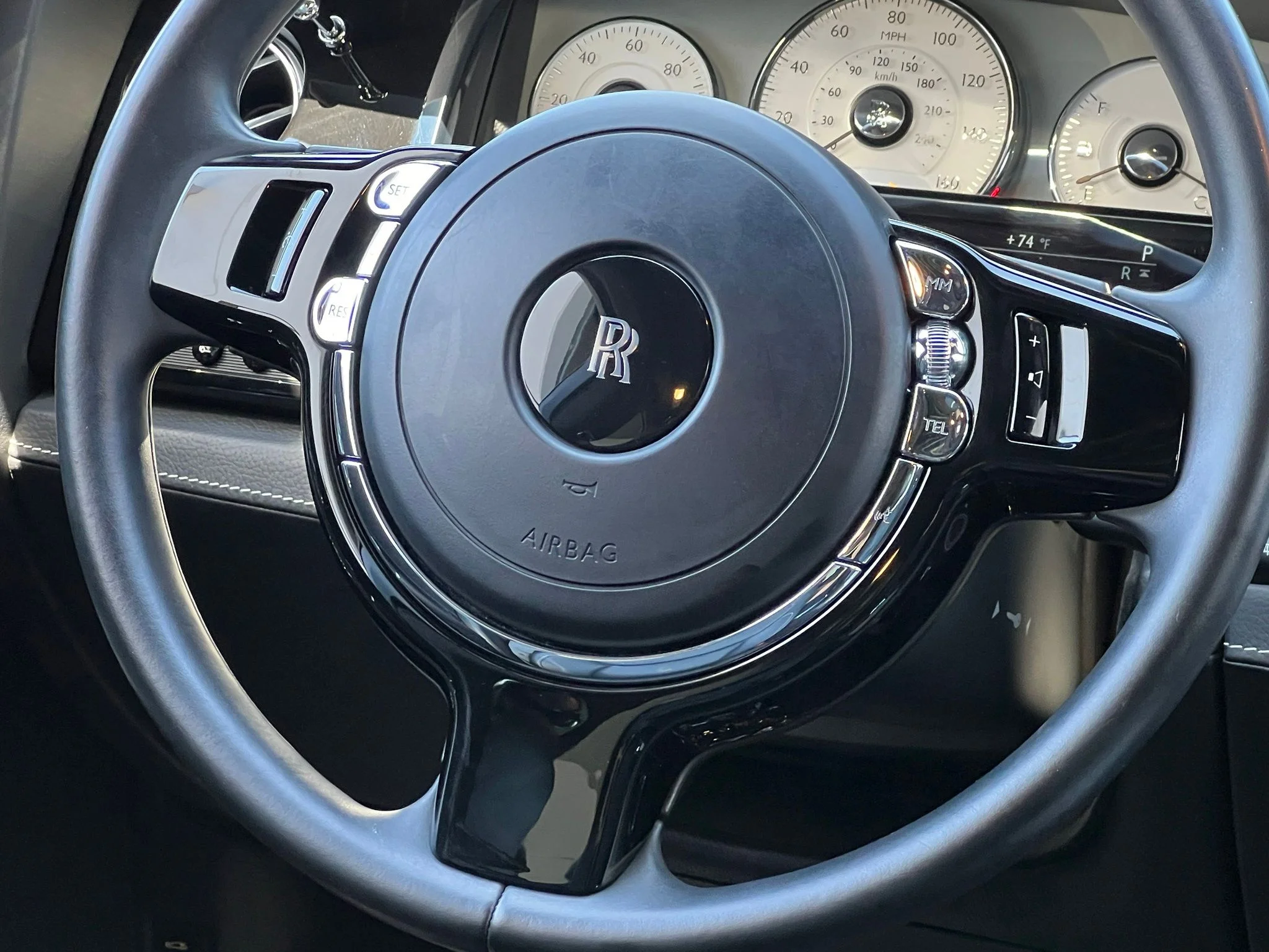 Used 2017 Black Rolls-Royce Base image 24