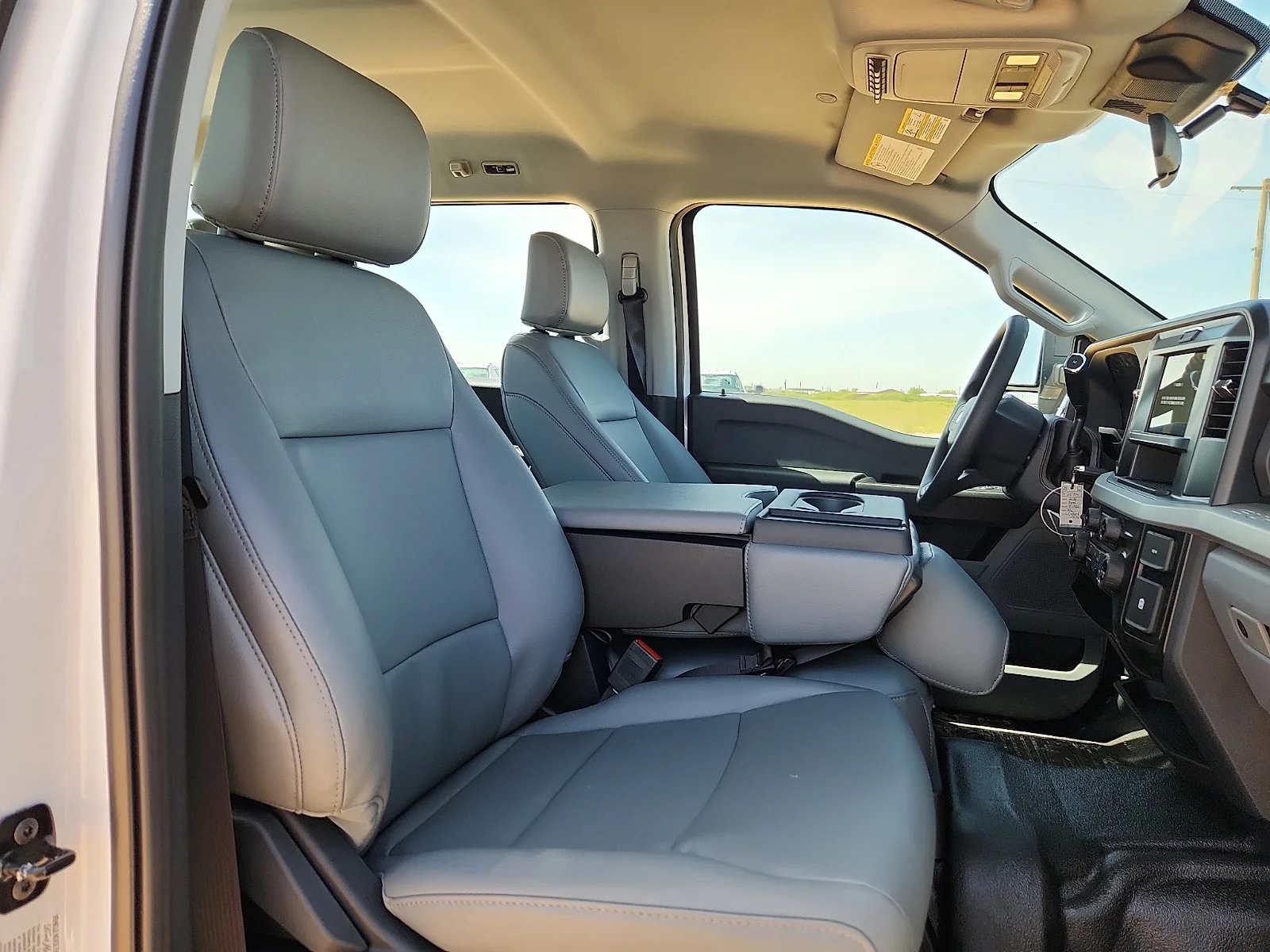New 2026 Oxford White Ford F-450® XL image 20