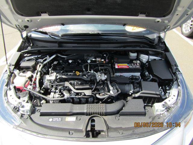 Certified Used 2020 CLASSIC SILVER MET Toyota  image 29