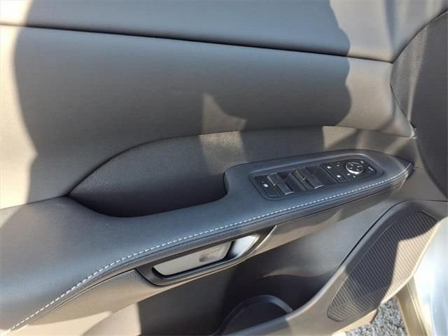 2026 Lexus RX 450h+ Premium - Photo 10