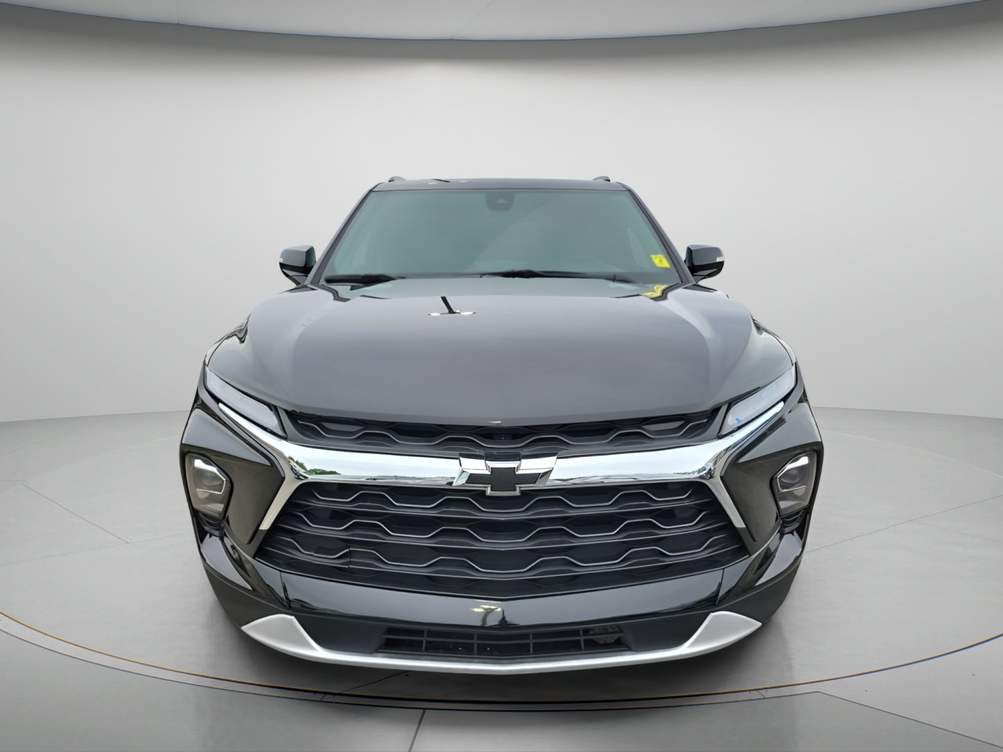 Used 2025 Black Chevrolet RS image 2