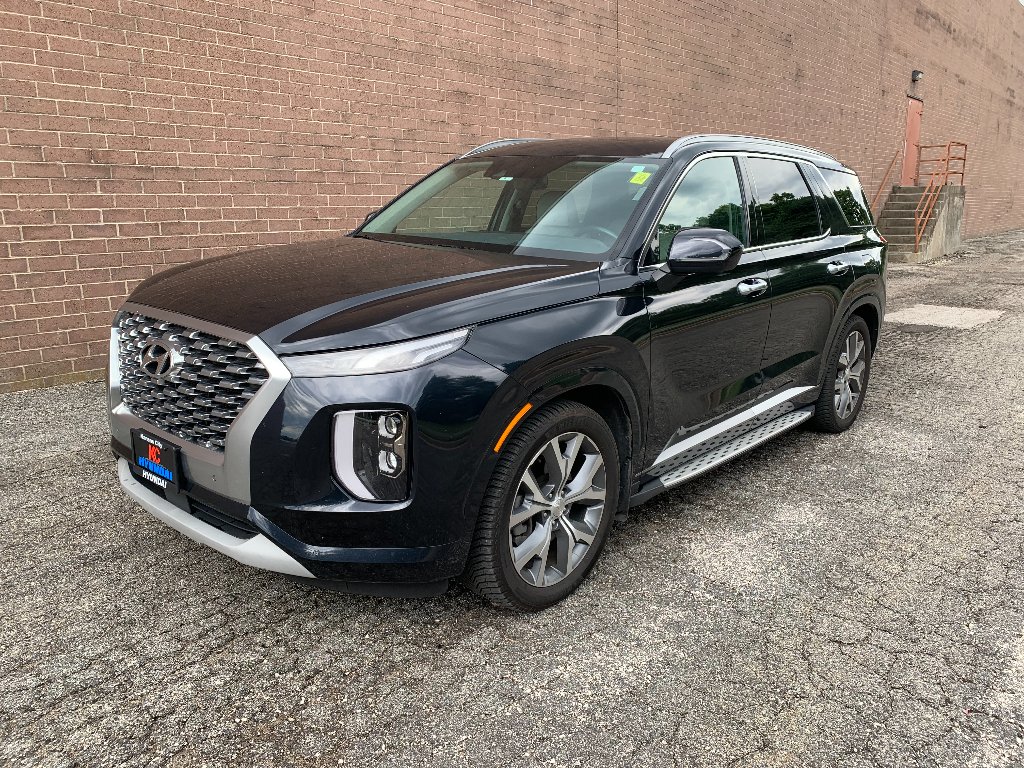 Certified Used 2022 Moonlight Cloud Hyundai Limited image 1
