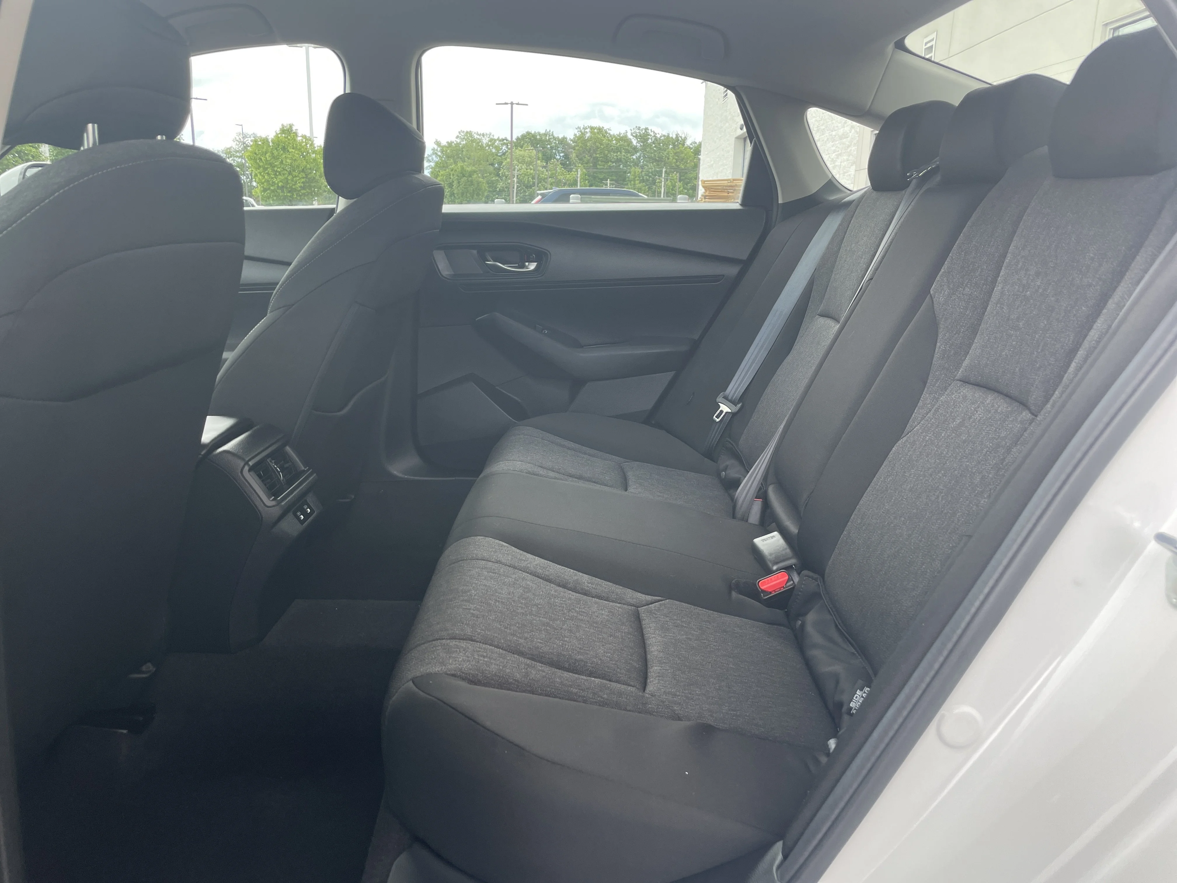 2025 Honda Accord LX - Photo 40