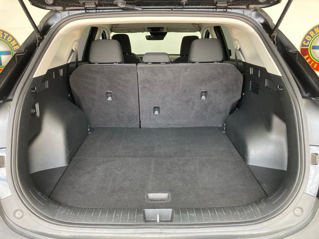 Used 2025 Black Kia LX image 24
