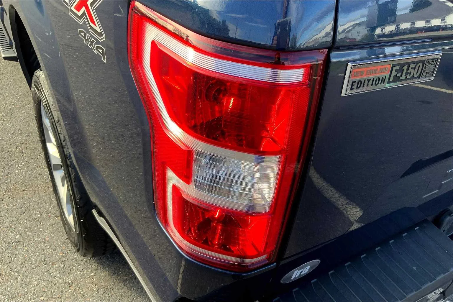 Used 2018 Blue Jeans Metallic Ford XL image 28