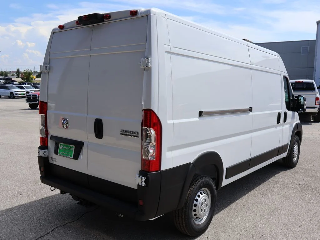 New 2026 Bright White Clear-Coat Exterior Paint RAM High Roof image 5