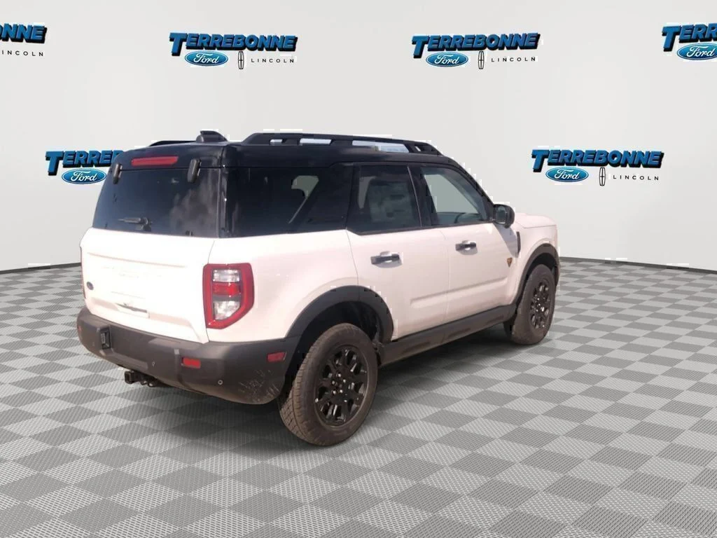 New 2025 Oxford White Ford Badlands® image 8