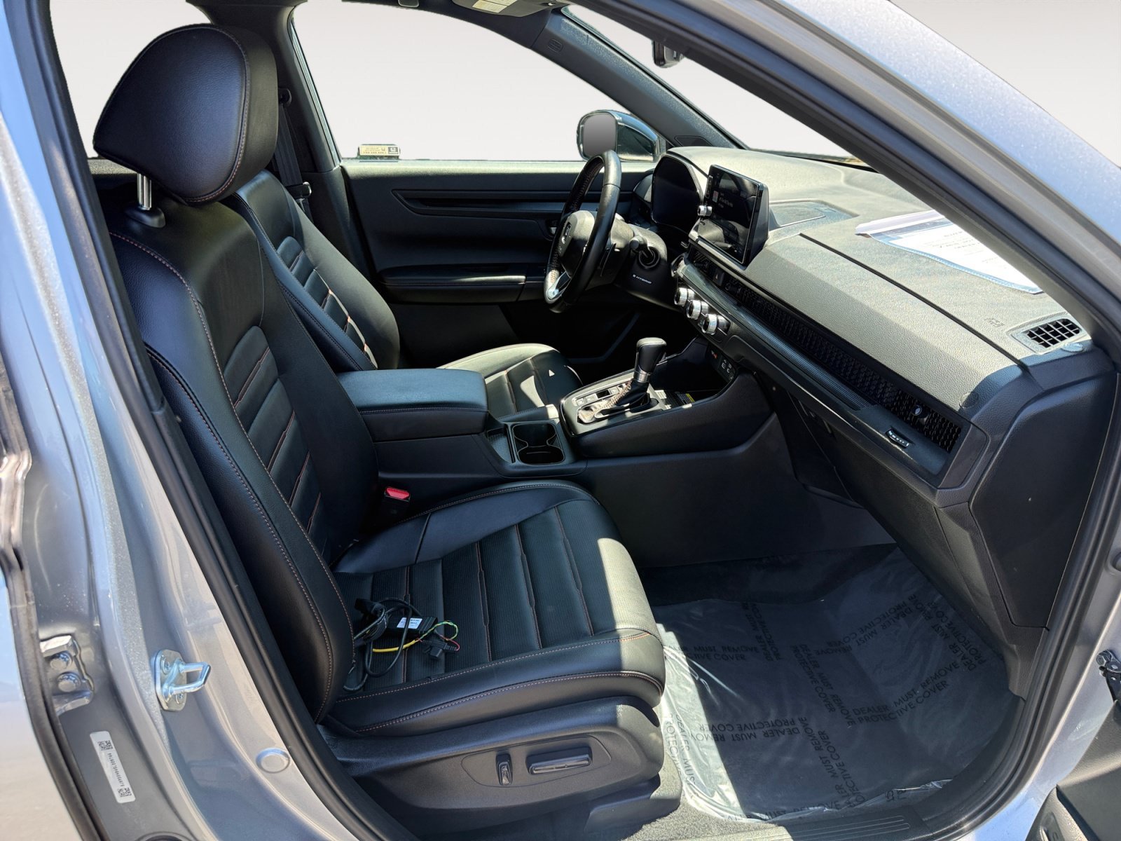 Used 2025 Solar Silver Metallic Honda Sport-L image 19