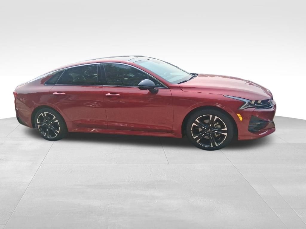 Used 2023 Red Kia GT-Line image 15
