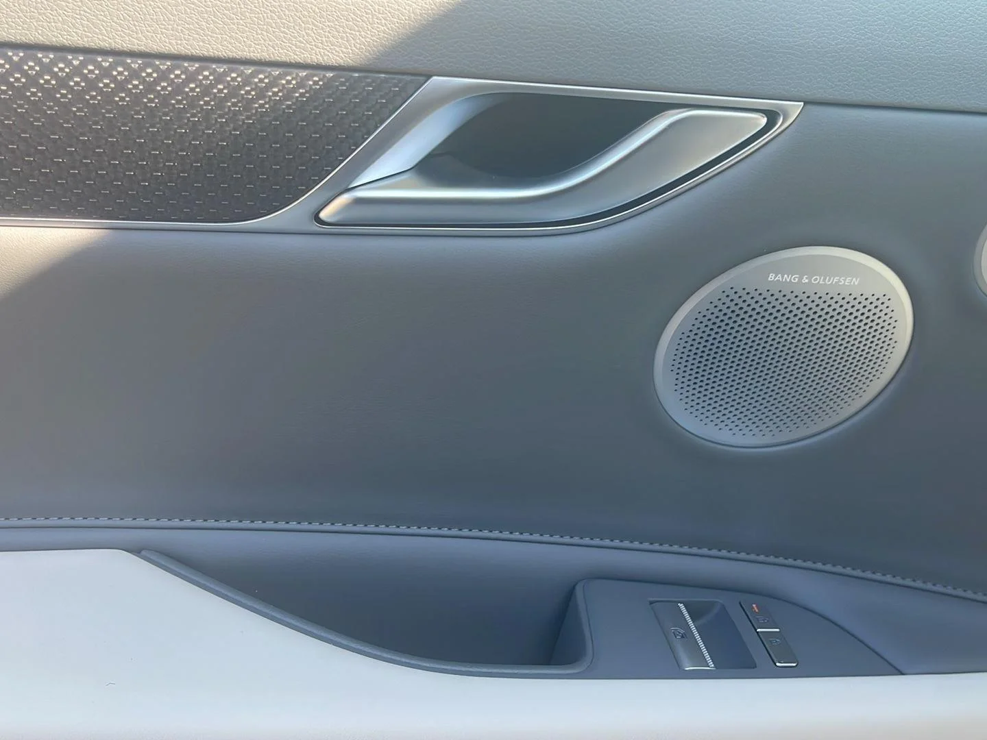 New 2026 Capri Blue Genesis 3.5T Sport Prestige image 18