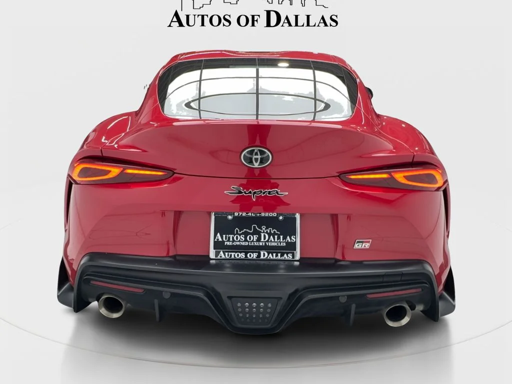 Used 2022 Red Toyota 3.0 image 10