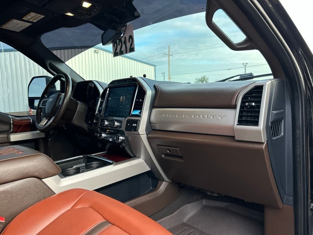 Used 2022 Black Metallic Ford King Ranch image 49