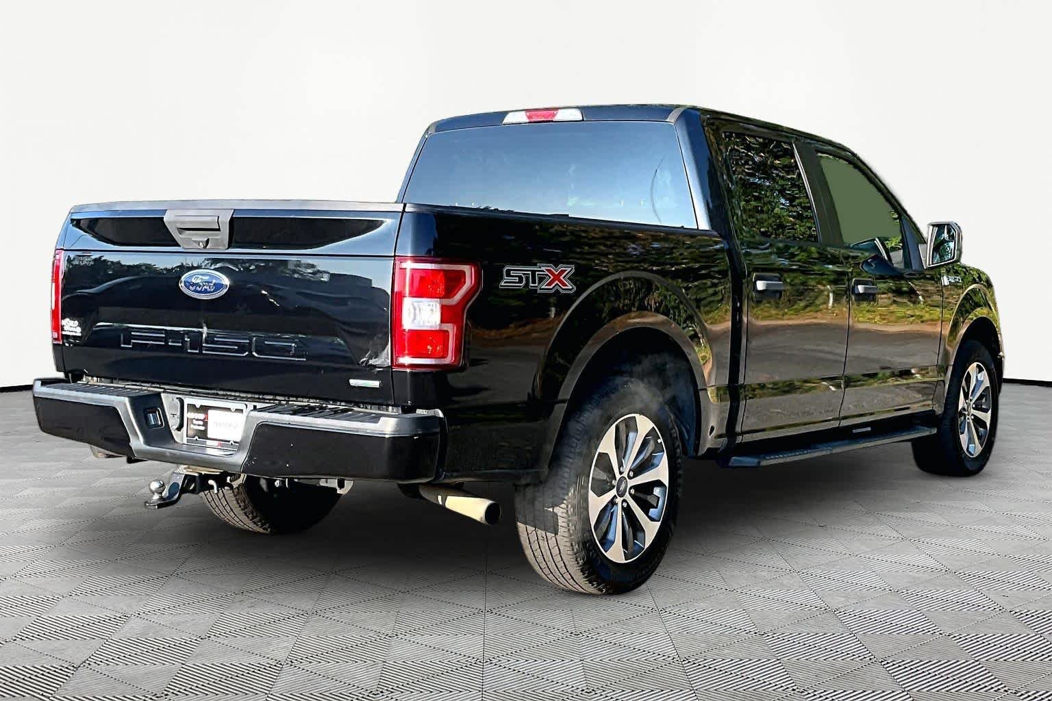 Used 2019 Agate Black Ford XL image 12