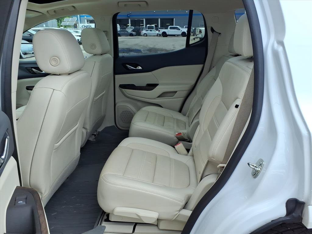 Used 2020 White Frost Tricoat GMC Denali image 12
