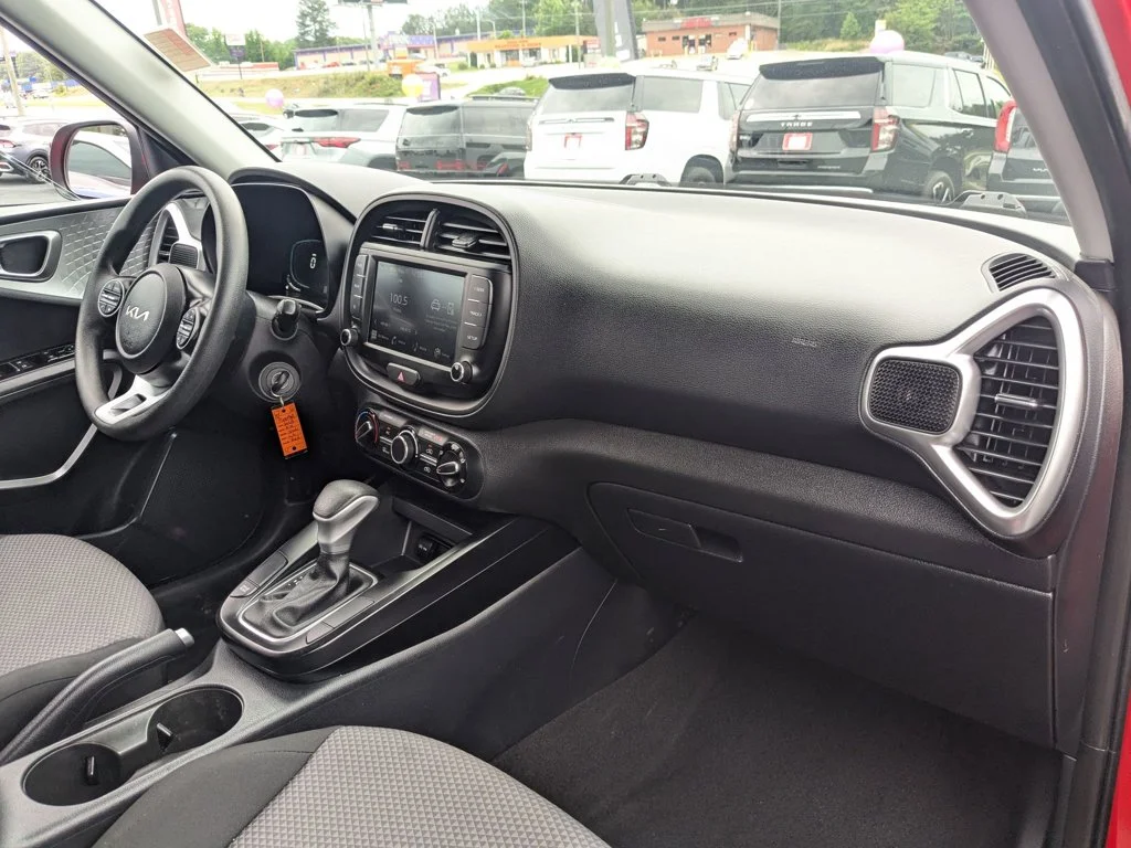 Used 2025 Inferno Red Kia LX image 26