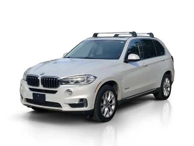 Used 2014  BMW xDrive35i image 3