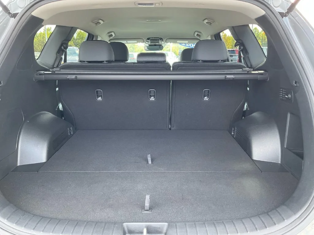 Used 2022 Gray Hyundai SEL image 26