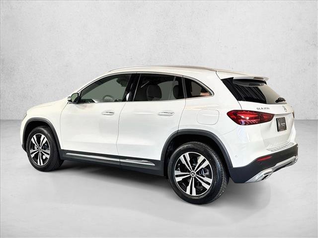 New 2026 Polar White Mercedes-Benz GLA 250 image 37