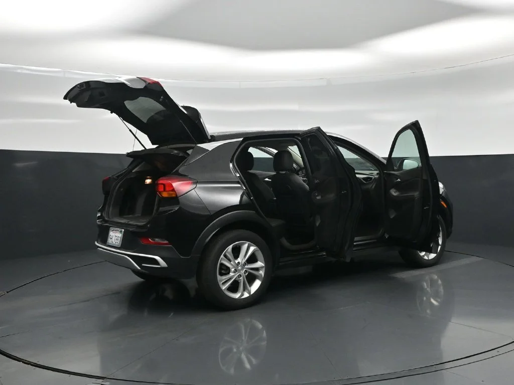 Used 2023 Black Buick Preferred image 5