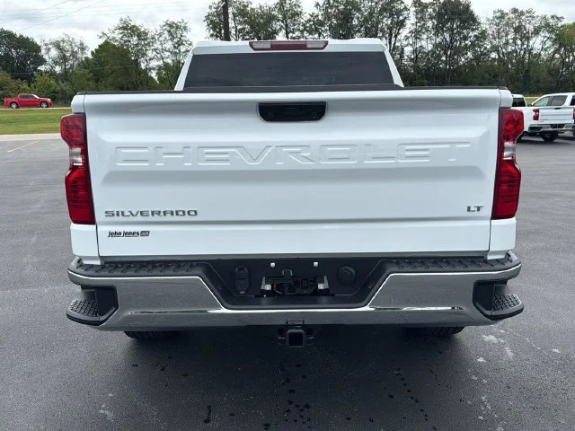 New 2026 Summit White Chevrolet LT image 20
