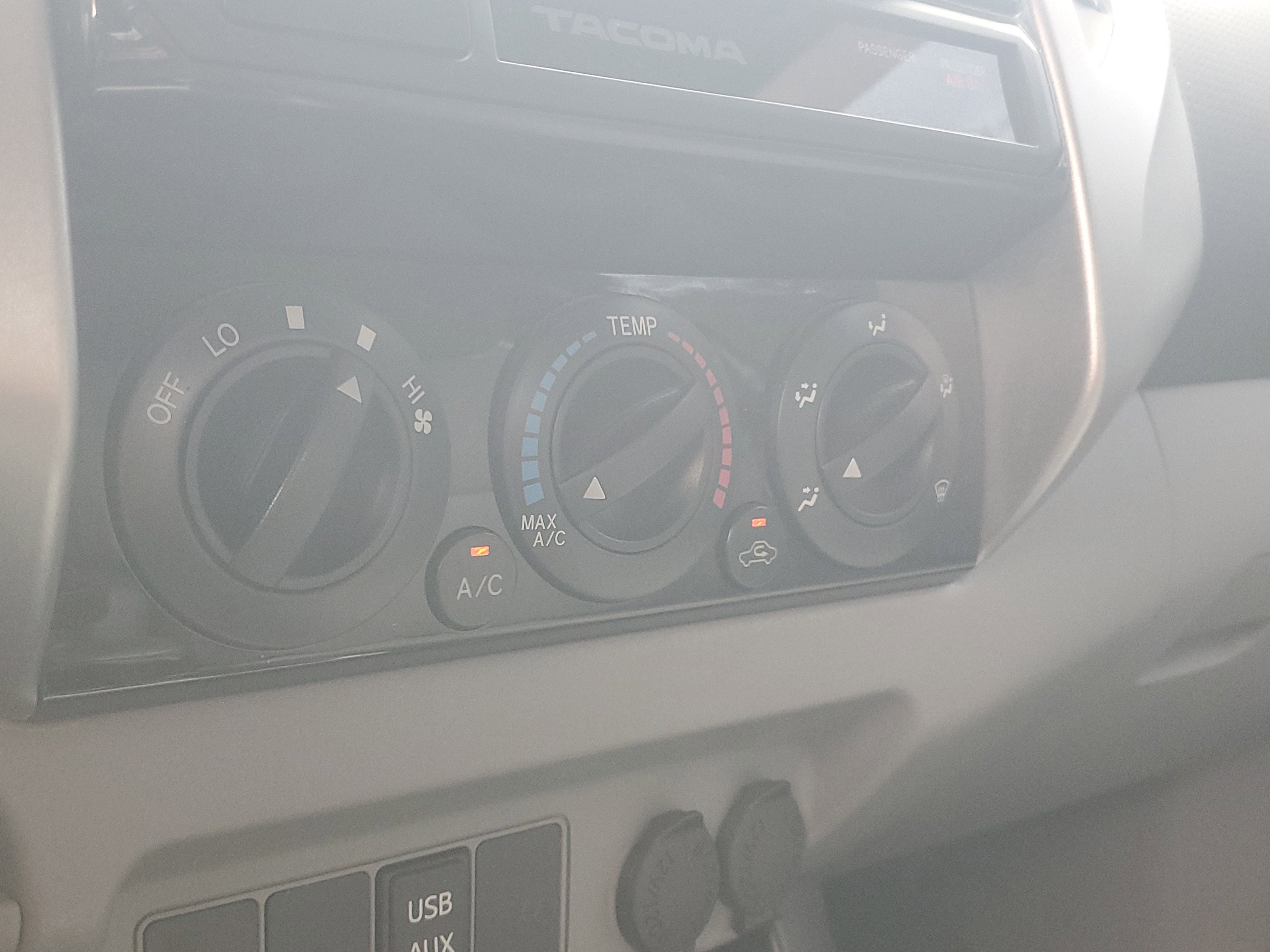 Used 2015 Pyrite Mica Toyota Base image 24