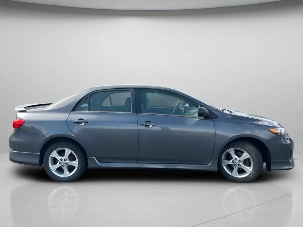 Used 2011 Magnetic Gray Metallic Toyota S image 4