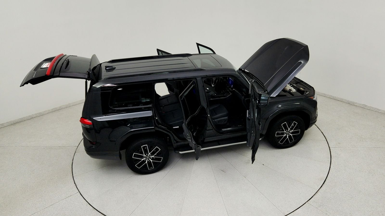 Used 2025 Black Lexus 550 Premium+ image 24