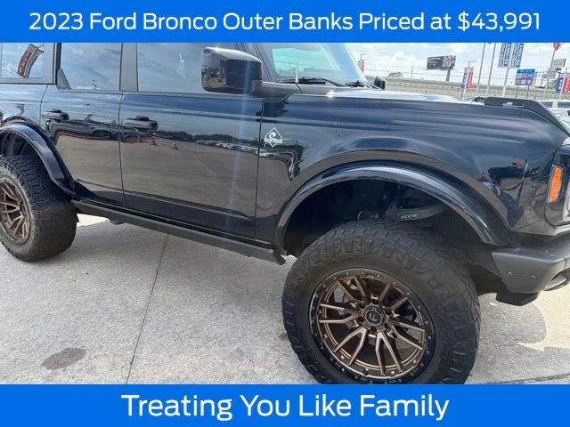 Certified Used 2023 Shadow Black Ford Outer Banks image 1