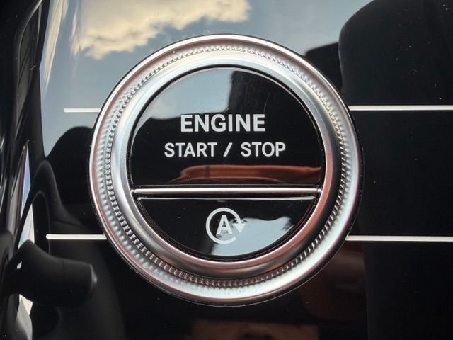 Certified Used 2023 Black Mercedes-Benz S 580 image 26