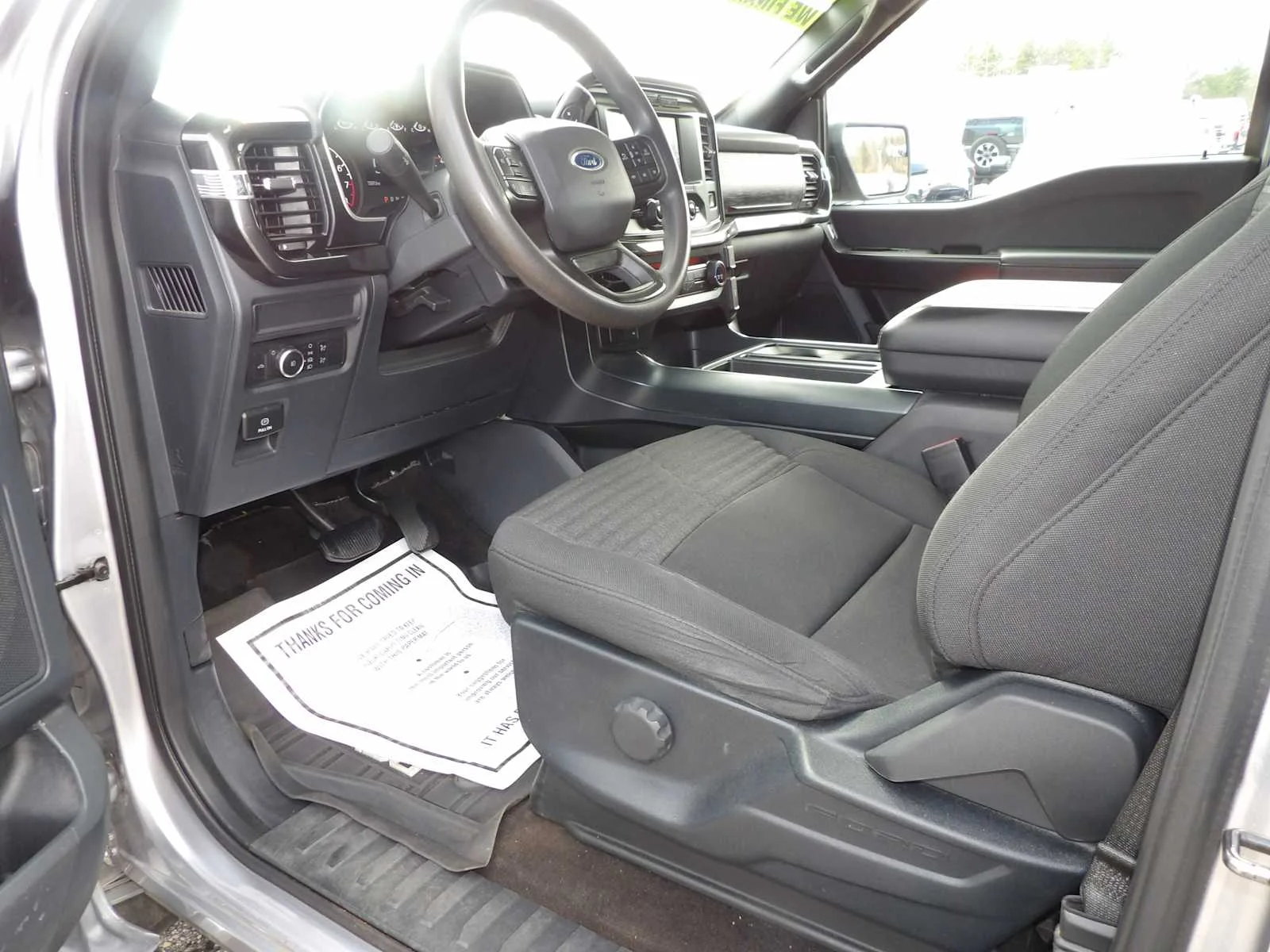 Used 2021 Iconic Silver Metallic Ford XL image 11
