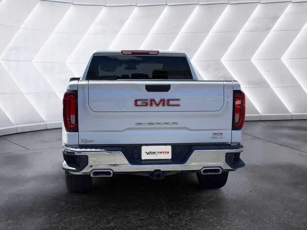 Used 2023 White GMC SLT image 5