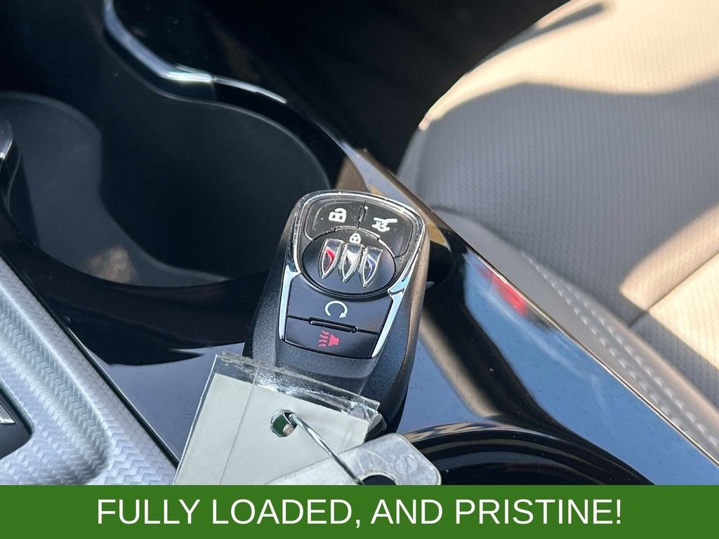 Used 2024  Buick Avenir image 36