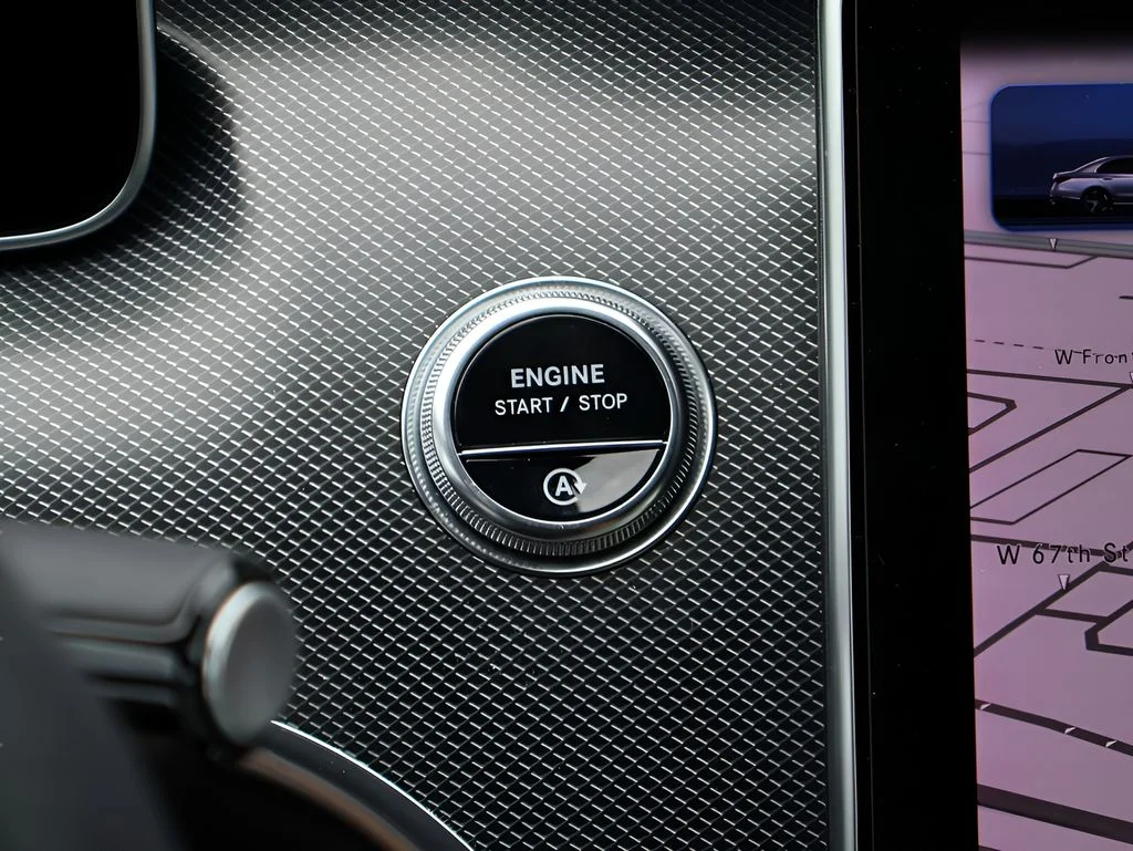 Used 2024 Graphite Gray Mercedes-Benz C 300 image 28