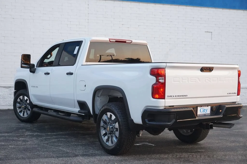 2026 Chevrolet Silverado 2500 HD Custom - Photo 8