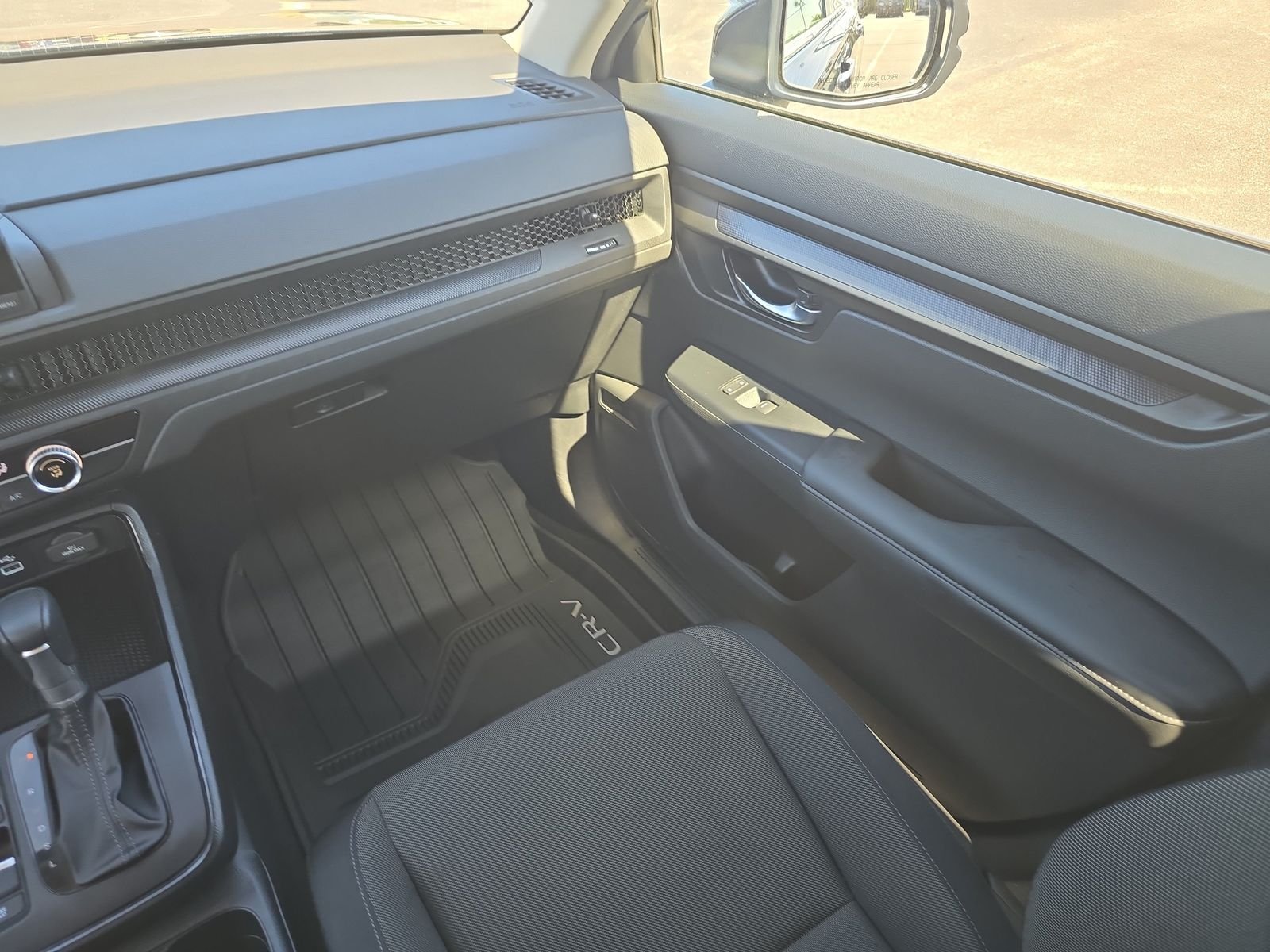 2024 Honda CR-V LX - Photo 12