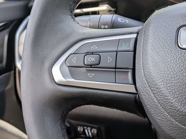 Used 2025 White Jeep Limited image 25