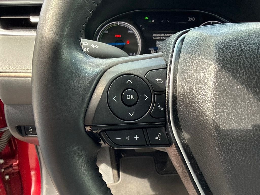 Used 2021 Ruby Flare Pearl Toyota XLE image 10