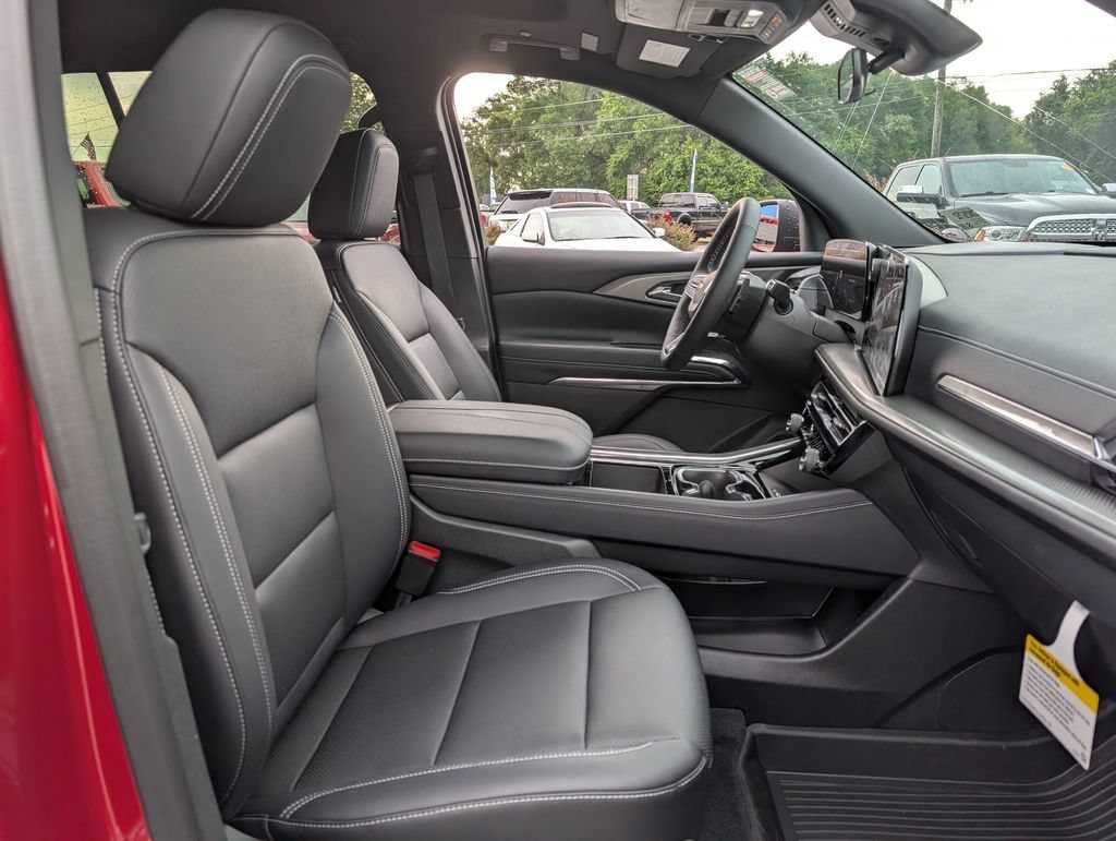 2026 Chevrolet Traverse LT - Photo 30