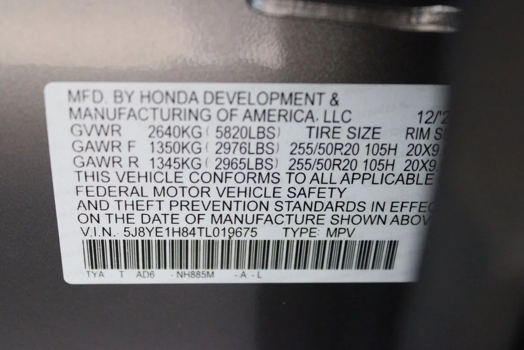 Used 2026 Liquid Carbon Metallic Acura SH-AWD with Advance Package image 33