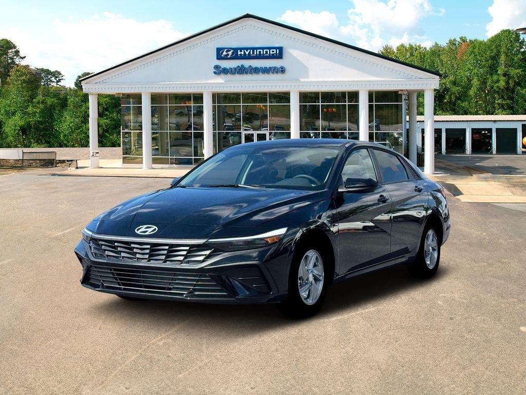 New 2026 Black Hyundai SE image 1