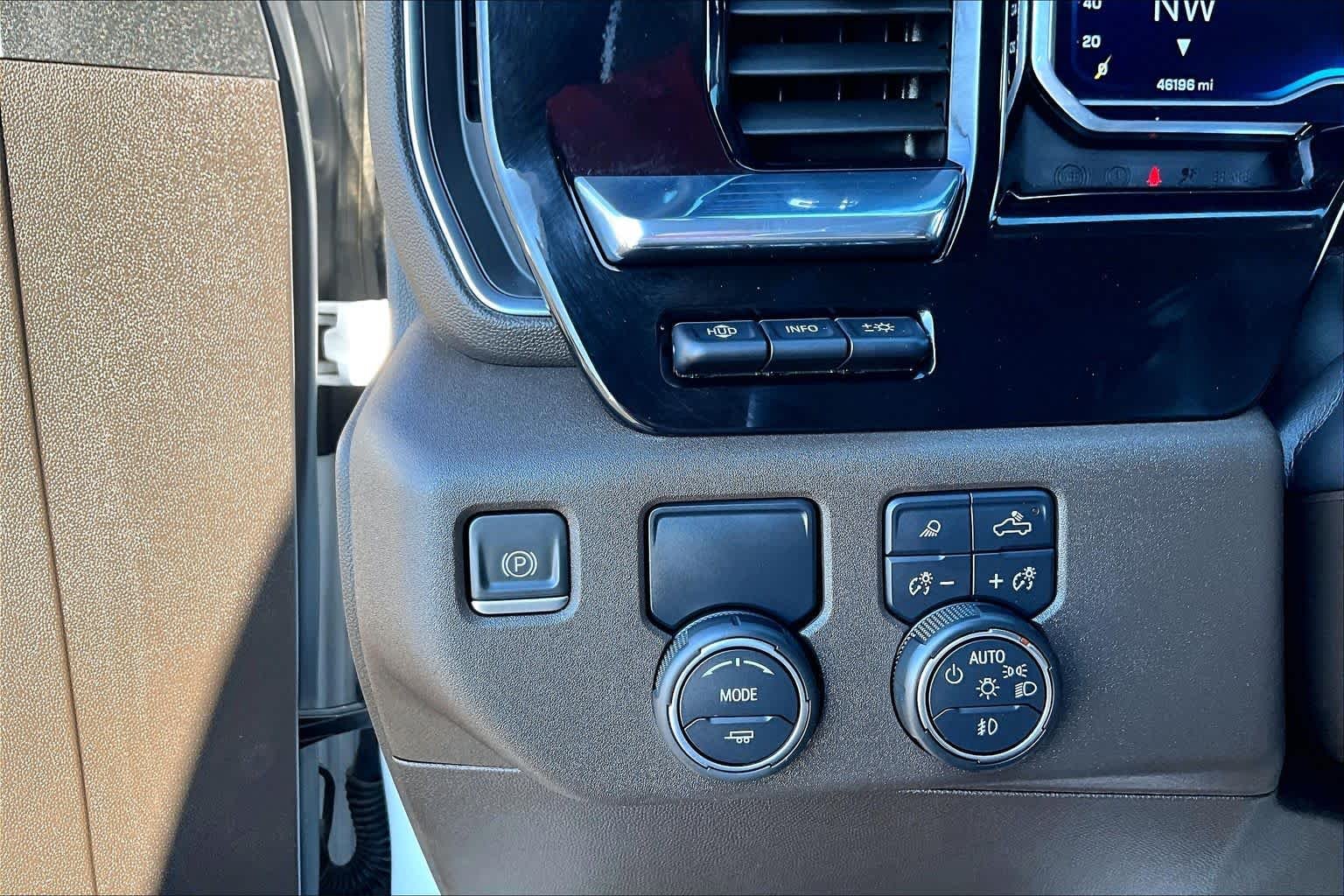 Used 2023 Iridescent Pearl Tricoat Chevrolet LTZ image 36