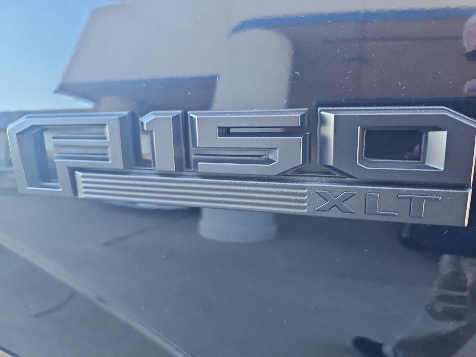 Used 2020 Agate Black Metallic Ford XLT image 23